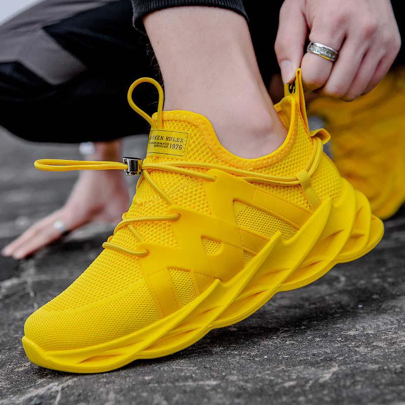 Plus Size 39-44 Men Flying Woven Mesh Sneakers Comfortable Breathable Running Basketball Shoeses Shockproof Non-slip Blade Shoes